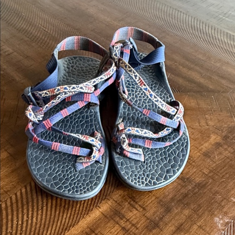 Chaco Women's Slippers with Multicolor Straps